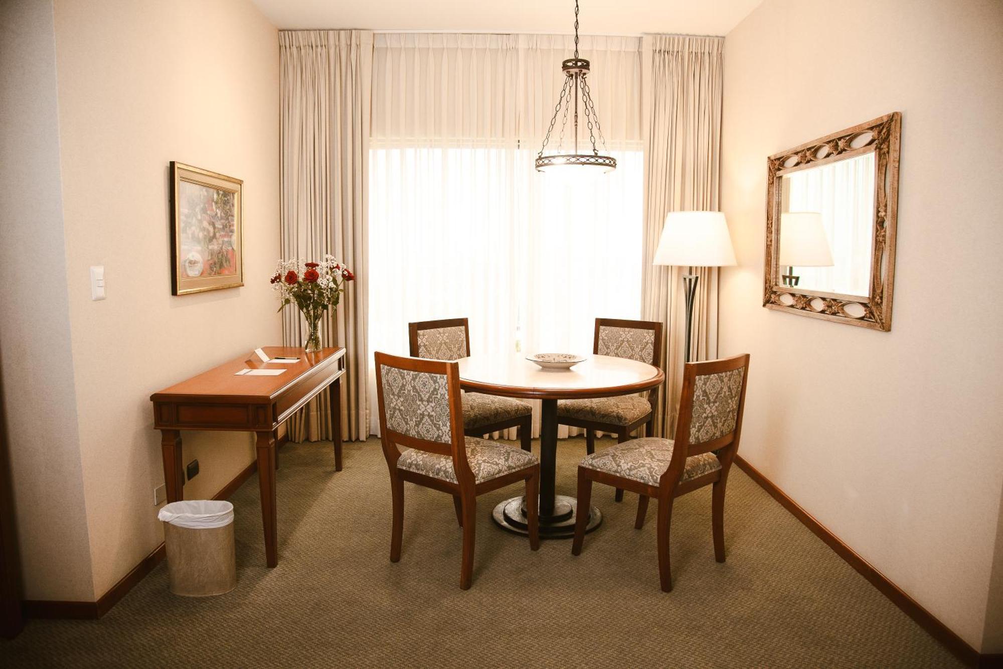 Los Tallanes Hotel & Suites Lima Kültér fotó